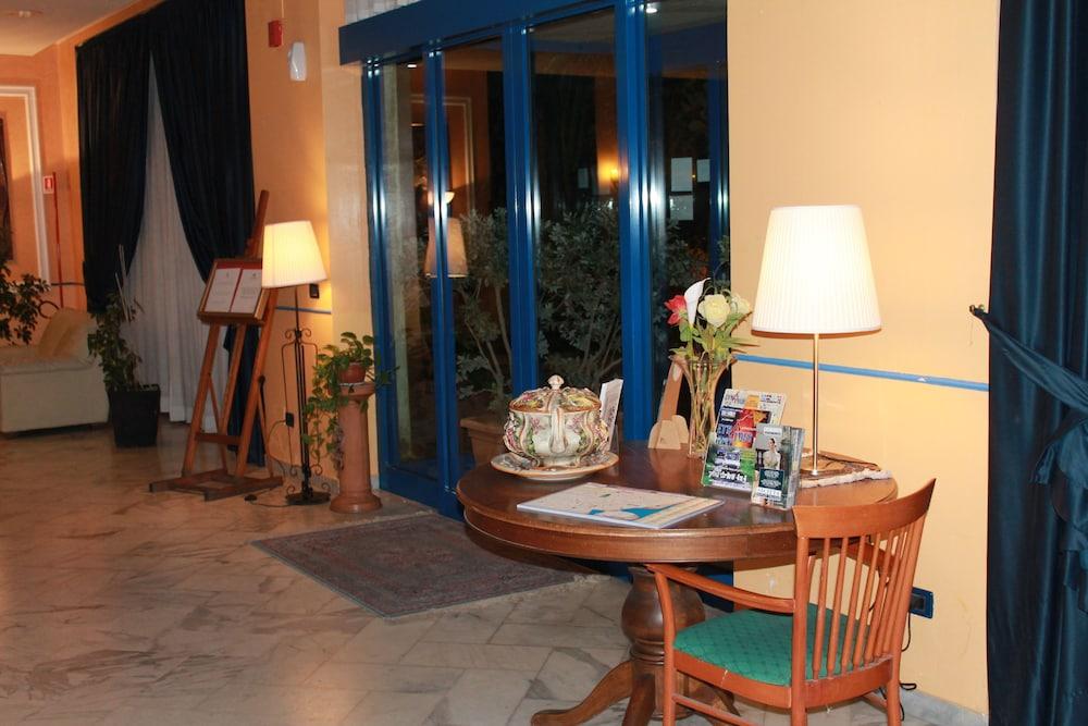 Miramare Hotel Catania Exterior photo